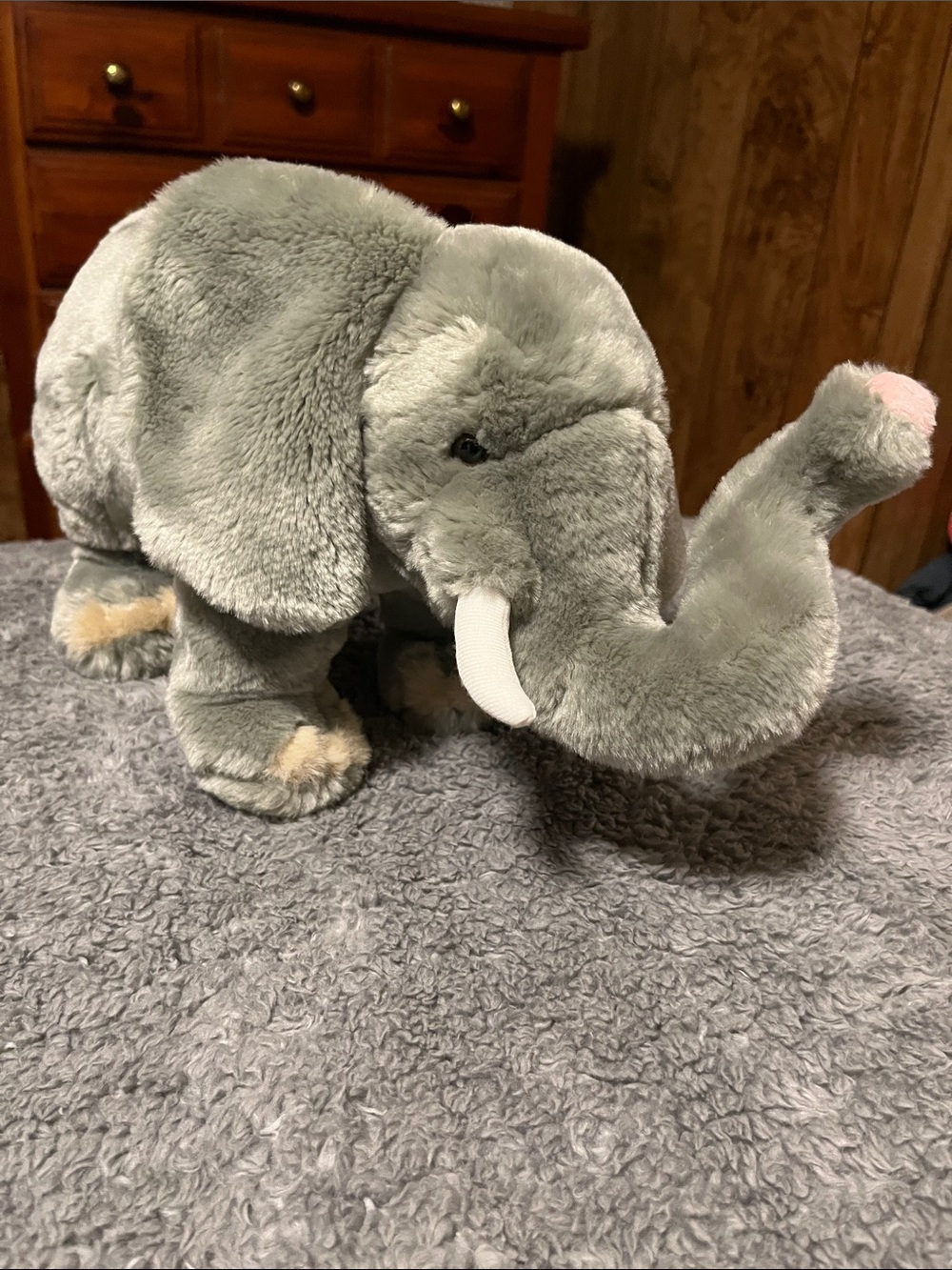 Busch Gardens/Sea World Grey Plush Elephant Stuffed Animal Soft Toy Adorable